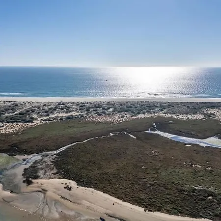 Διαμέρισμα Bright & Cozy House With Terrace By Hostwise Cabacos