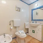 公寓 Bright & Cozy House With Terrace By Hostwise *