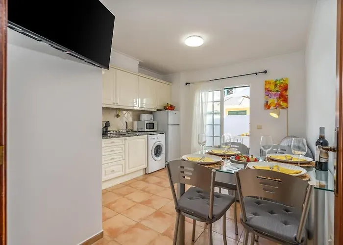 Appartement Bright & Cozy House With Terrace By Hostwise Cabacos