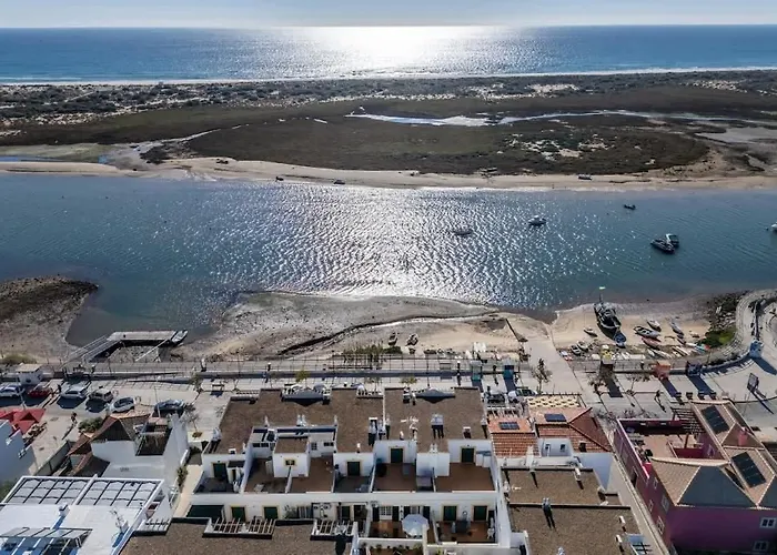 Bright & Cozy House With Terrace By Hostwise * Cabacos