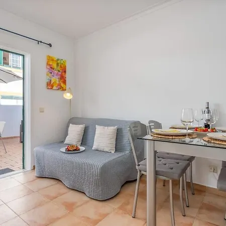 Bright & Cozy House With Terrace By Hostwise * Cabacos