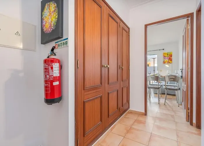 公寓 Bright & Cozy House With Terrace By Hostwise Cabacos